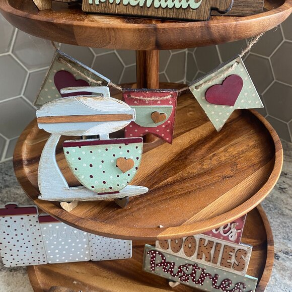 Handmade Tiered Tray Decor - Cakes, Cookies, Pastries Baking - 10 Pieces - Picture 3 of 12